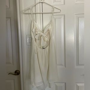White summer dress either tie